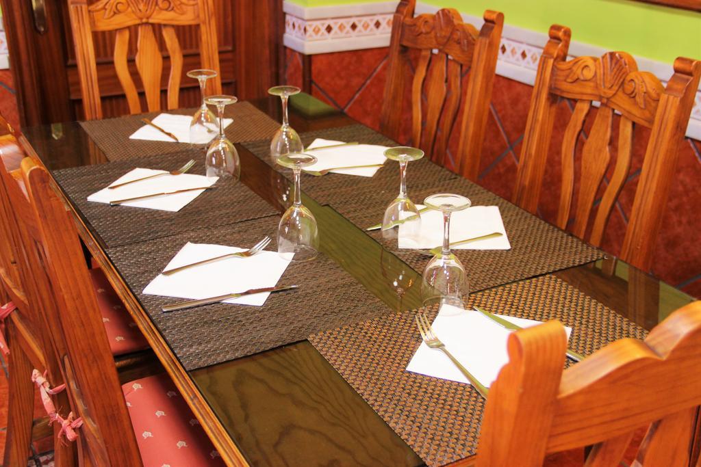 Hostal La Zamora Carcabuey Exterior foto